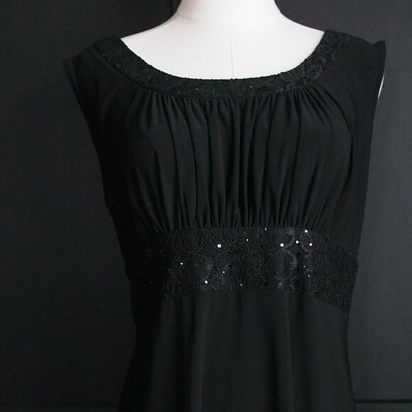Gorgeous LBD Sleeveless w Lace and Sequins - Picture 1 of 6